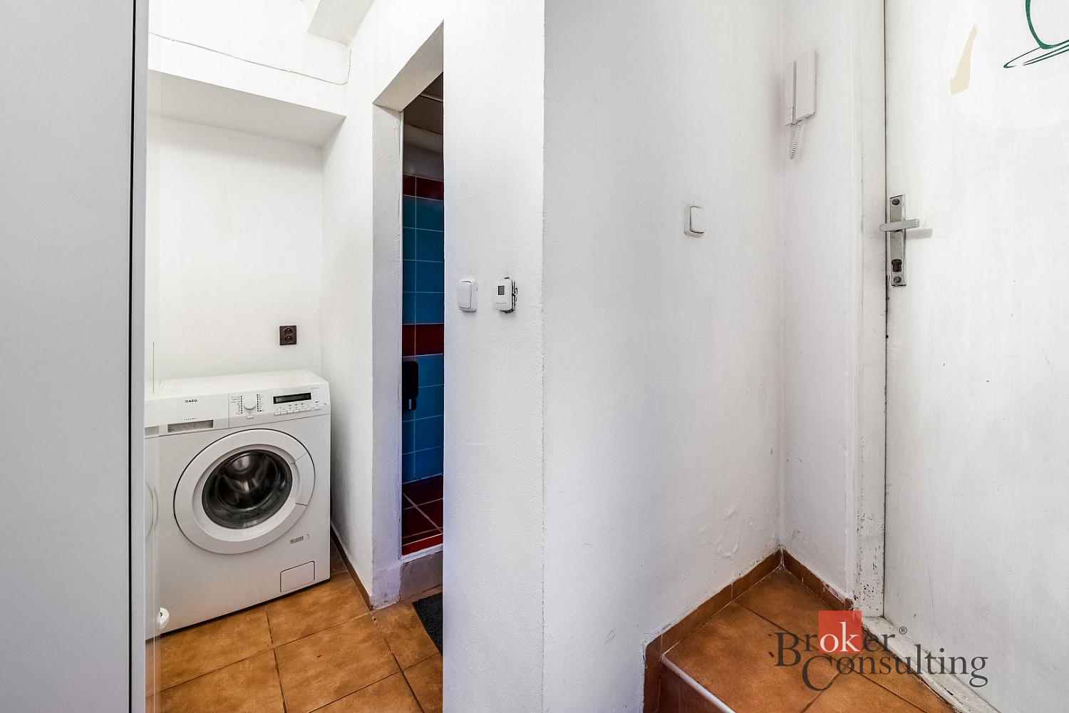 Prodej bytu 1+kk 28 m² – fotografie 5