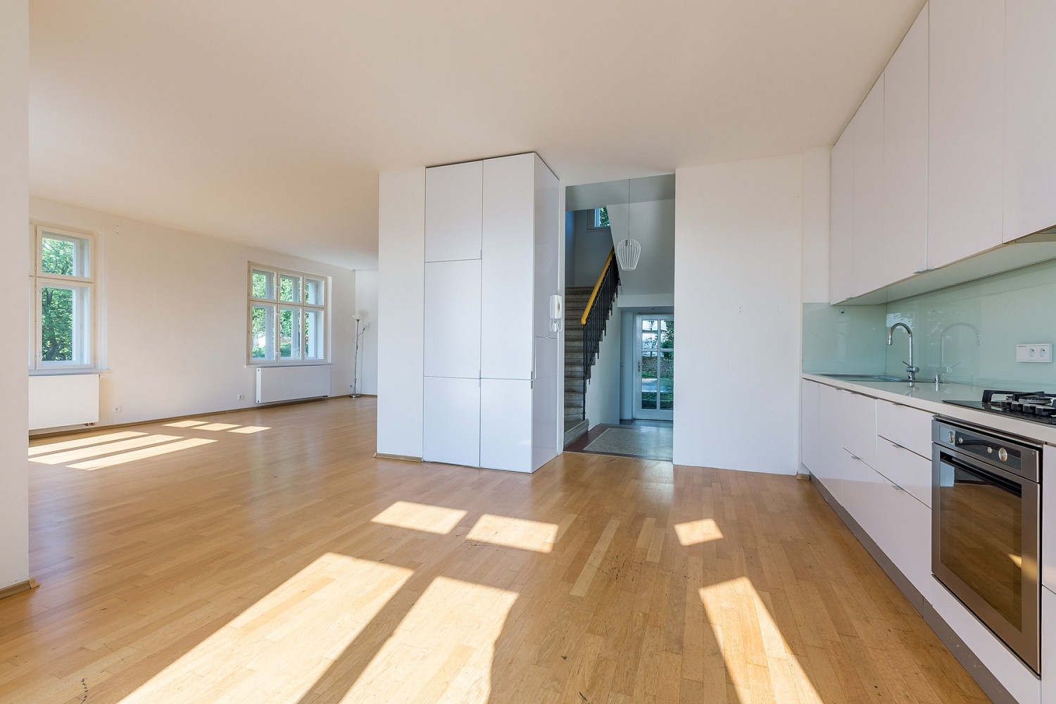 Prodej domu 185 m² s pozemkem 790 m² – fotografie 4