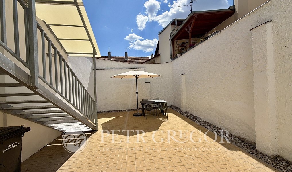 Pronájem bytu 1+kk 25 m², Poděbrady – náhled fotky 10