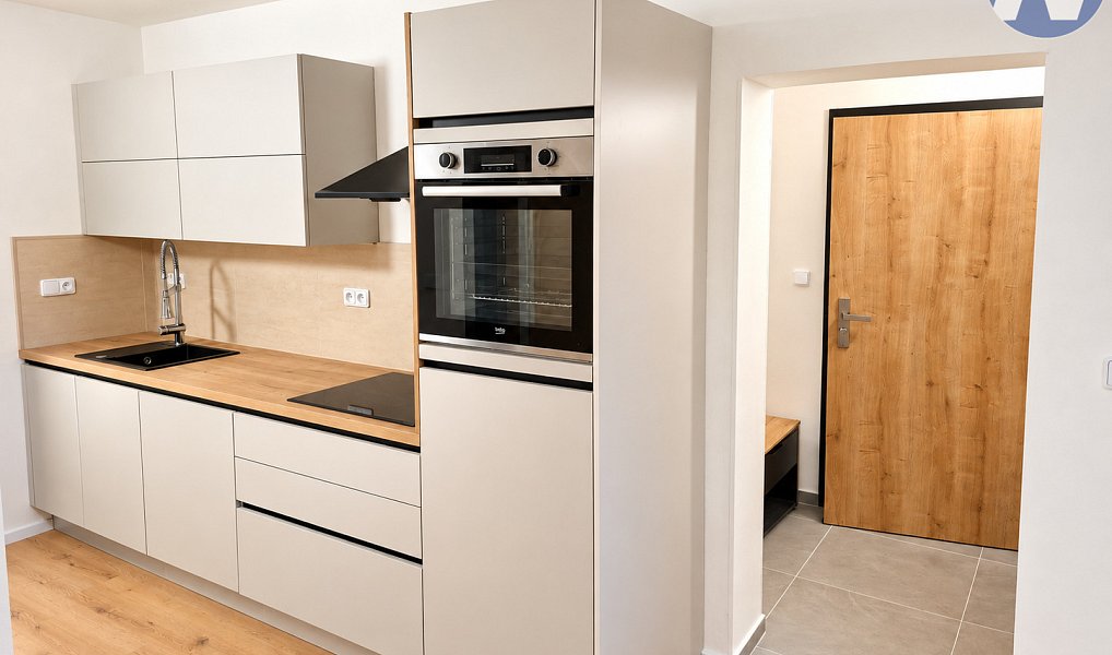 Pronájem bytu 2+kk 66 m², Horní Planá – náhled fotky 2
