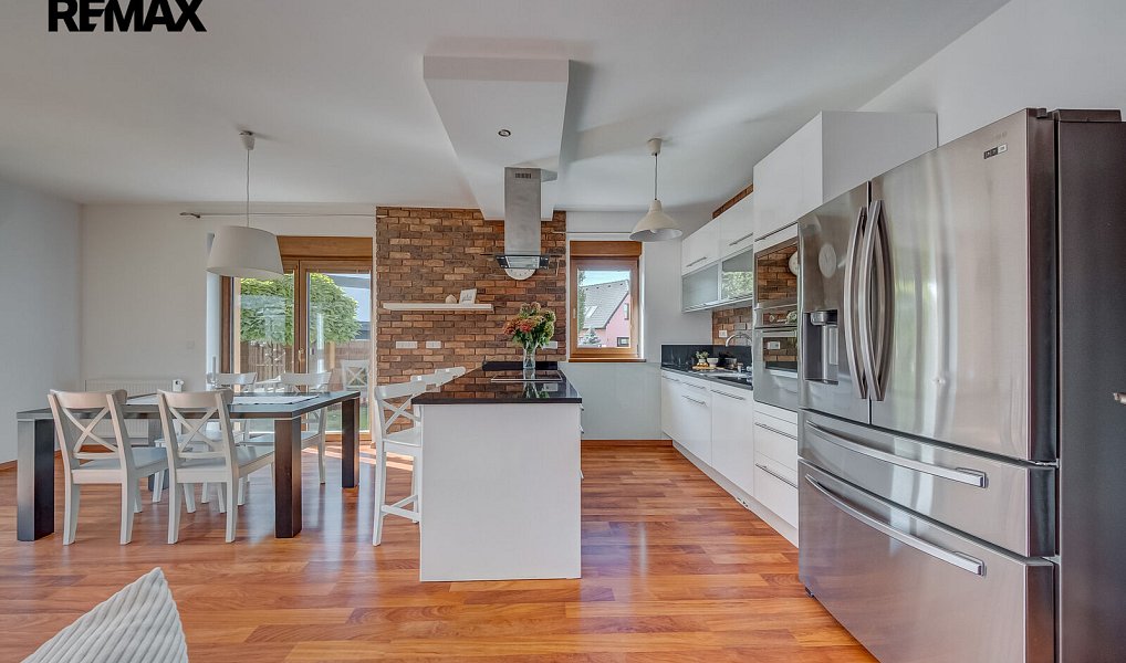Prodej domu 135 m² s pozemkem 374 m², Rudná – náhled fotky 6