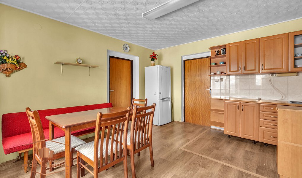 Prodej domu 80 m² s pozemkem 398 m², Rovečné – náhled fotky 5