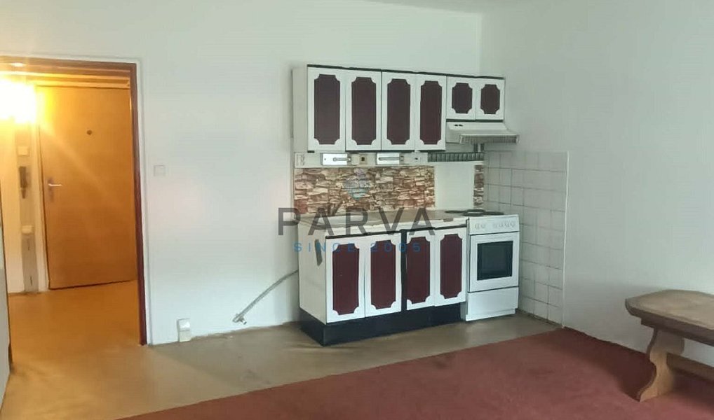 Pronájem bytu 1+kk 26 m², Holoubkov – náhled fotky 3