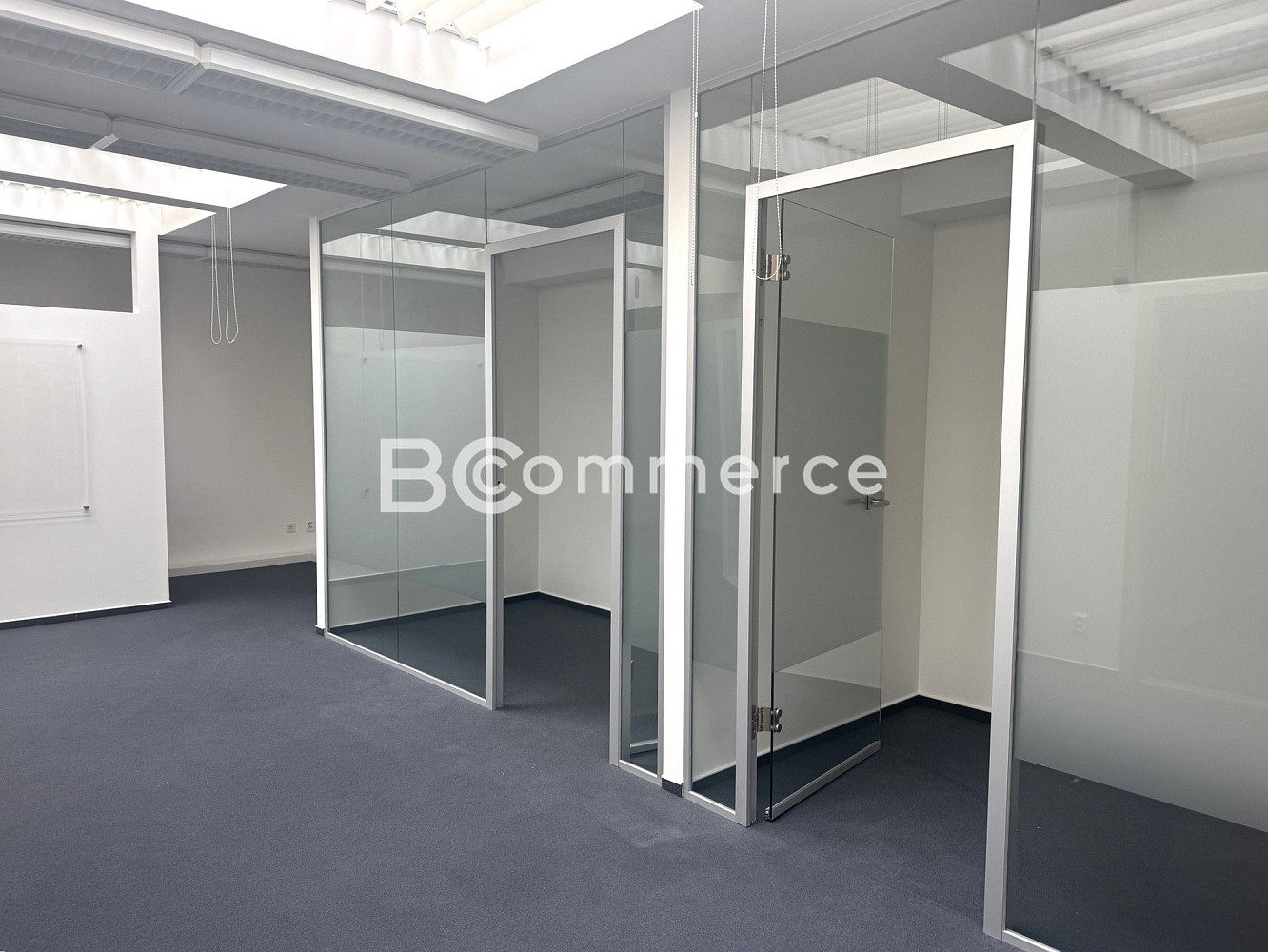 Pronájem kanceláře 186 m² – fotografie 5