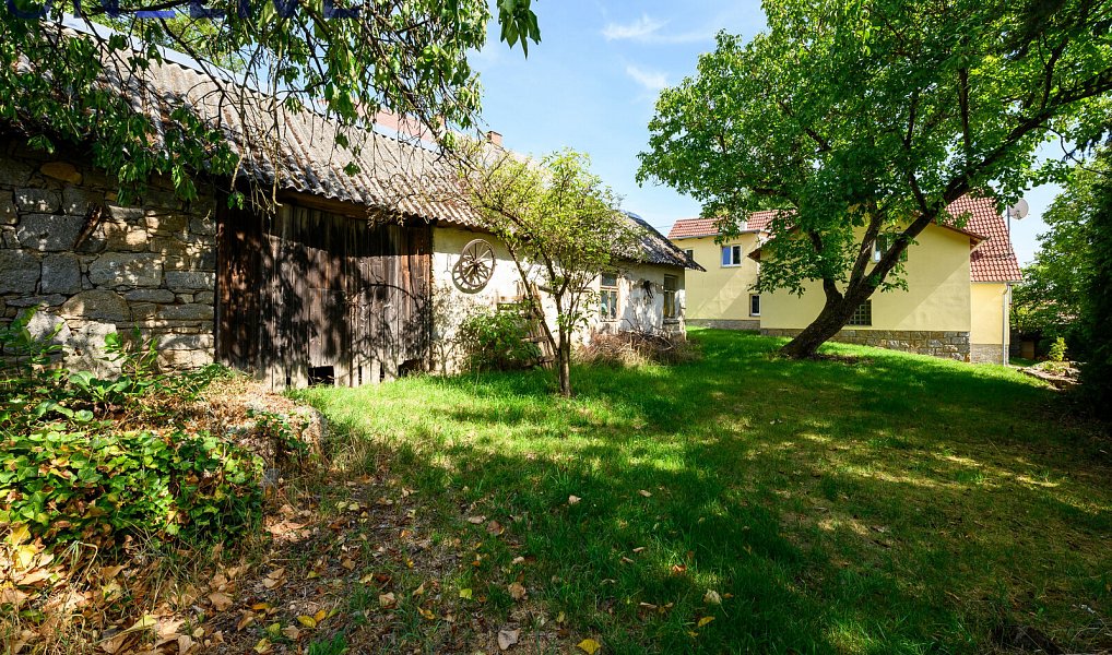 Prodej domu 234 m² s pozemkem 1 080 m², Tužice – náhled fotky 6