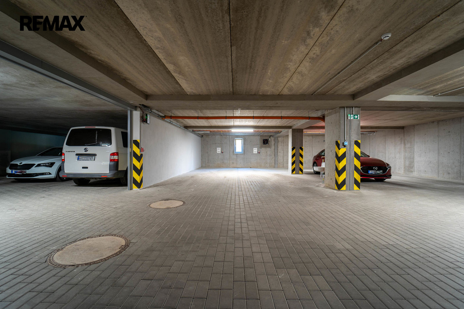 Prodej dvou garážových stání v novém bytové domě, ulice 5. května, Kolín – fotografie 3
