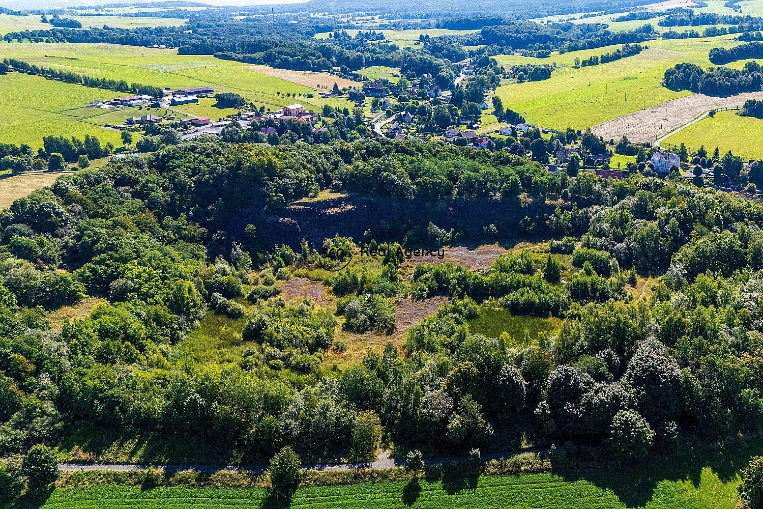 Prodej pozemku 63 354 m²