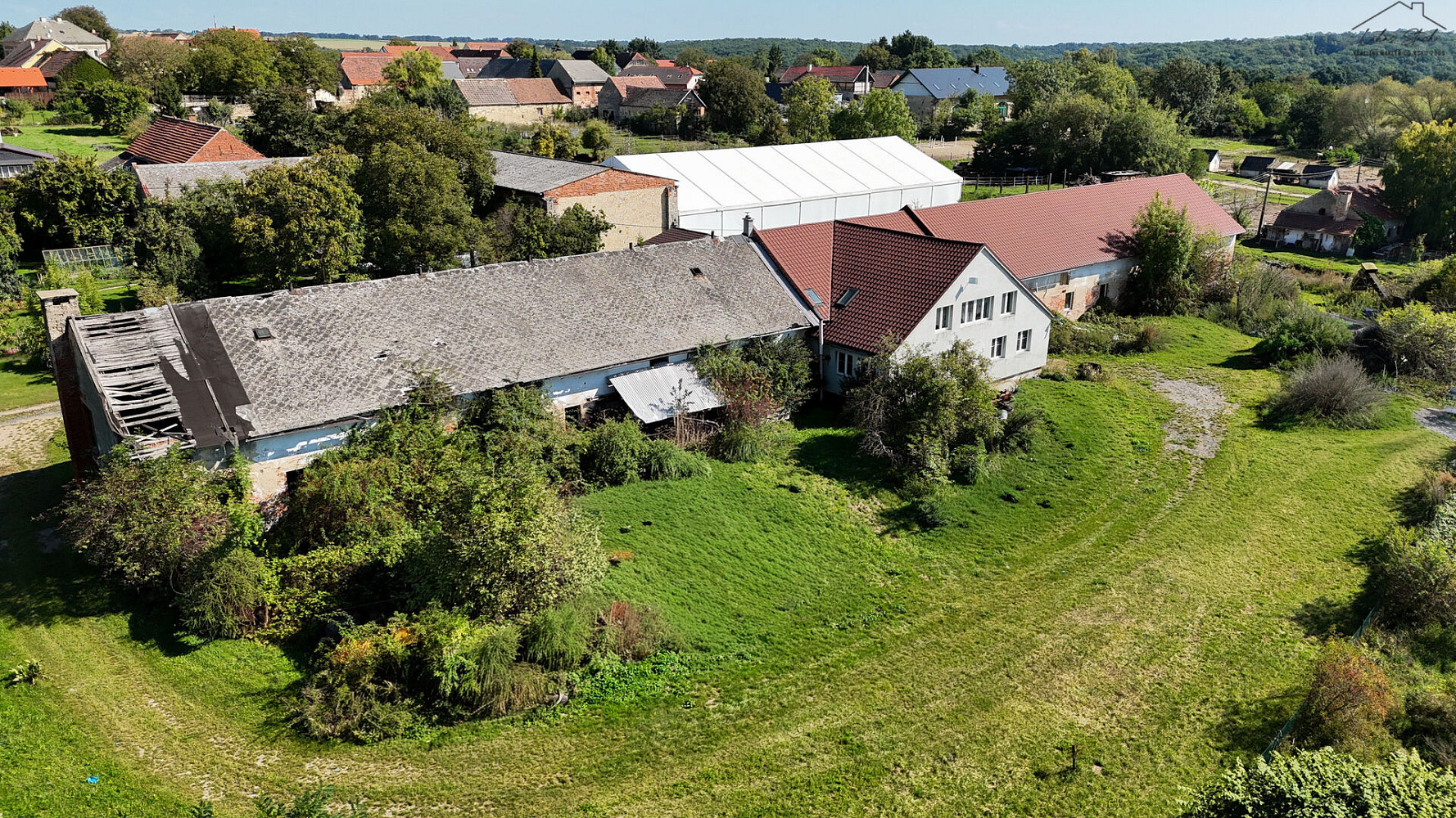 Prodej obchodních prostor 1 200 m² — photo 2