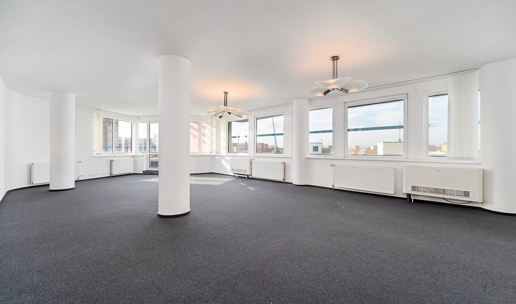 Pronájem kanceláře 591 m², Zdiby – náhled fotky 3