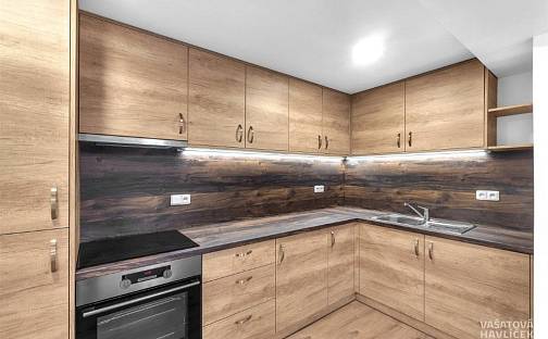 Pronájem bytu 2+kk 43 m², U Kapličky, Trutnov - Kryblice