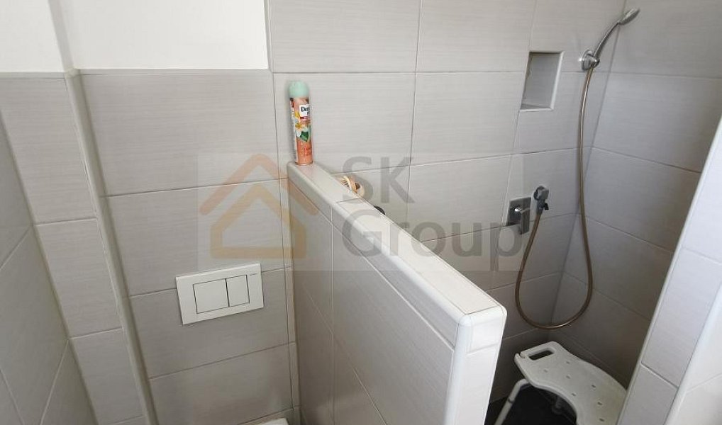 Prodej bytu 2+1 75 m², Karlovy Vary – náhled fotky 11