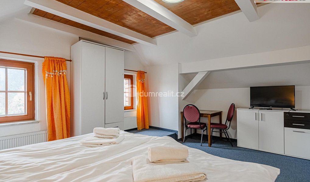 Prodej restaurace 350 m², Nové Hamry – náhled fotky 19