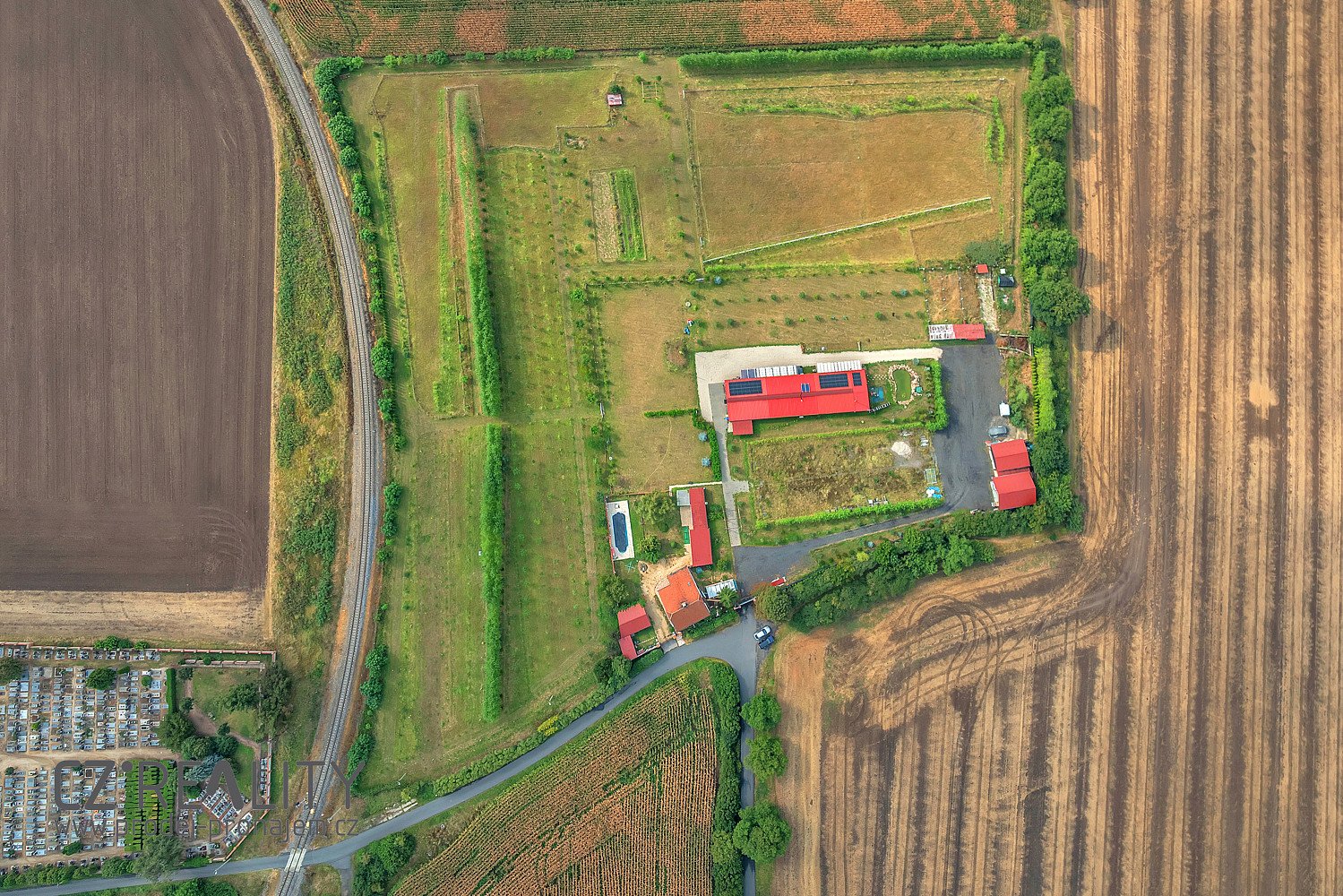 Prodej komerčního objektu (jiného typu) 345 m² – fotografie 3
