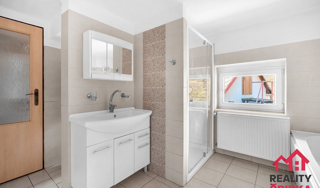 Prodej domu 150 m² s pozemkem 1 636 m², Horní Čermná – náhled fotky 8