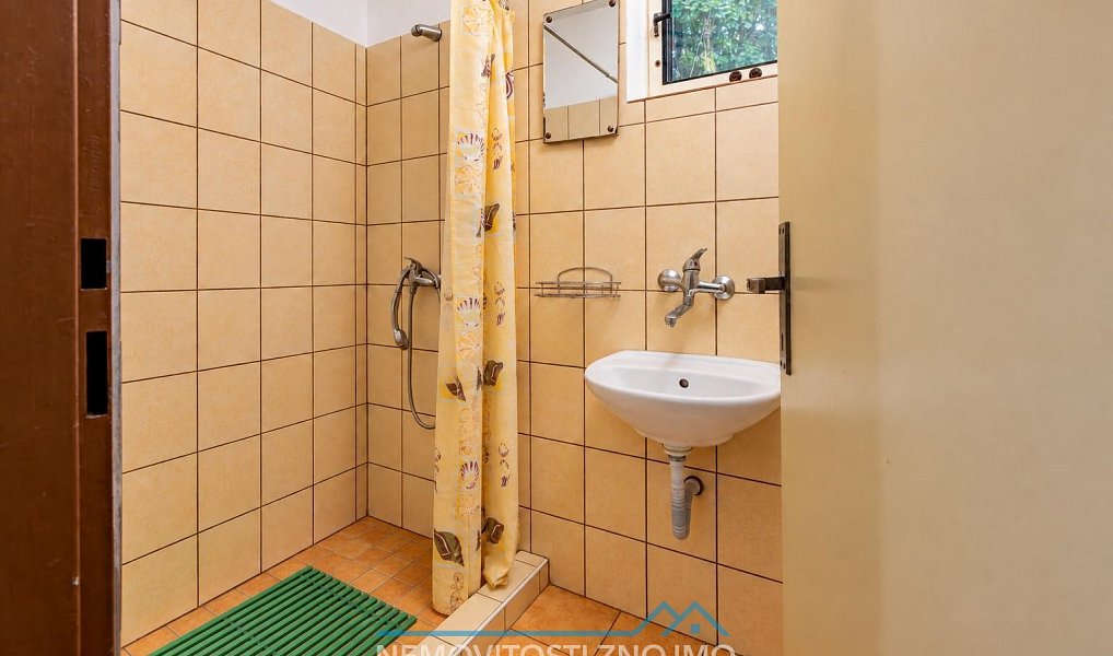 Prodej chaty/chalupy 180 m² s pozemkem 200 m², Štítary – náhled fotky 13