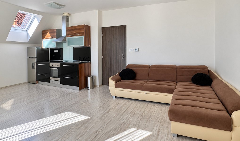 Pronájem bytu 3+kk, 74 m², Cholupice - Praha 12, Praha