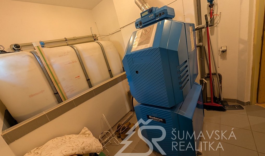 Prodej domu 121 m² s pozemkem 1 098 m², Vacov – náhled fotky 26