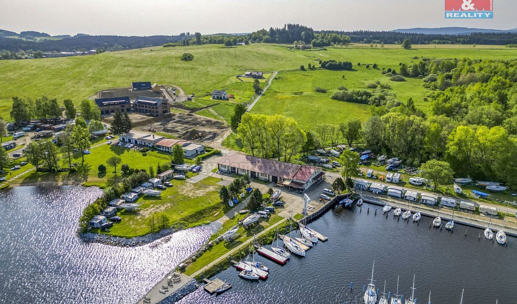 Prodej stavebního pozemku 1 647 m², Černá v Pošumaví – náhled fotky 5