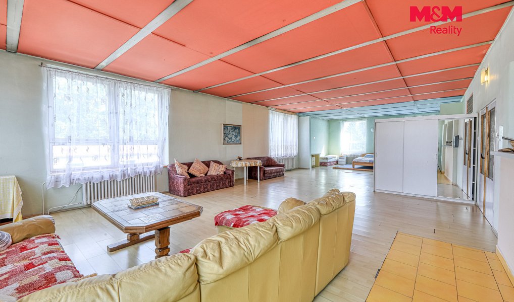 Prodej obchodních prostor 1 100 m², Černošín – náhled fotky 4