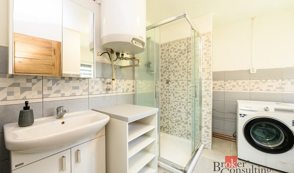 Prodej domu 132 m² s pozemkem 371 m², Žihle – náhled fotky 18