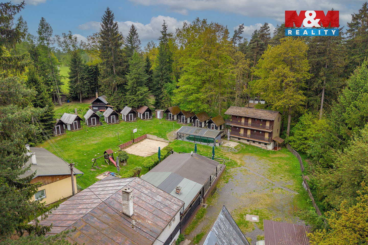Pronájem komerčního objektu (jiného typu) 795 m² — photo 2