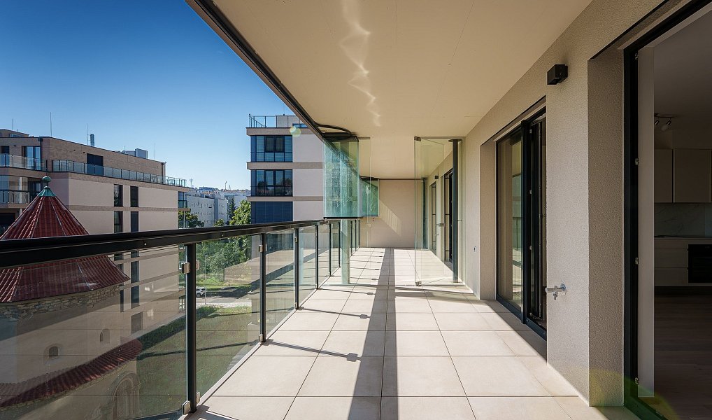 Pronájem bytu 4+kk 120 m², Praha – náhled fotky 16