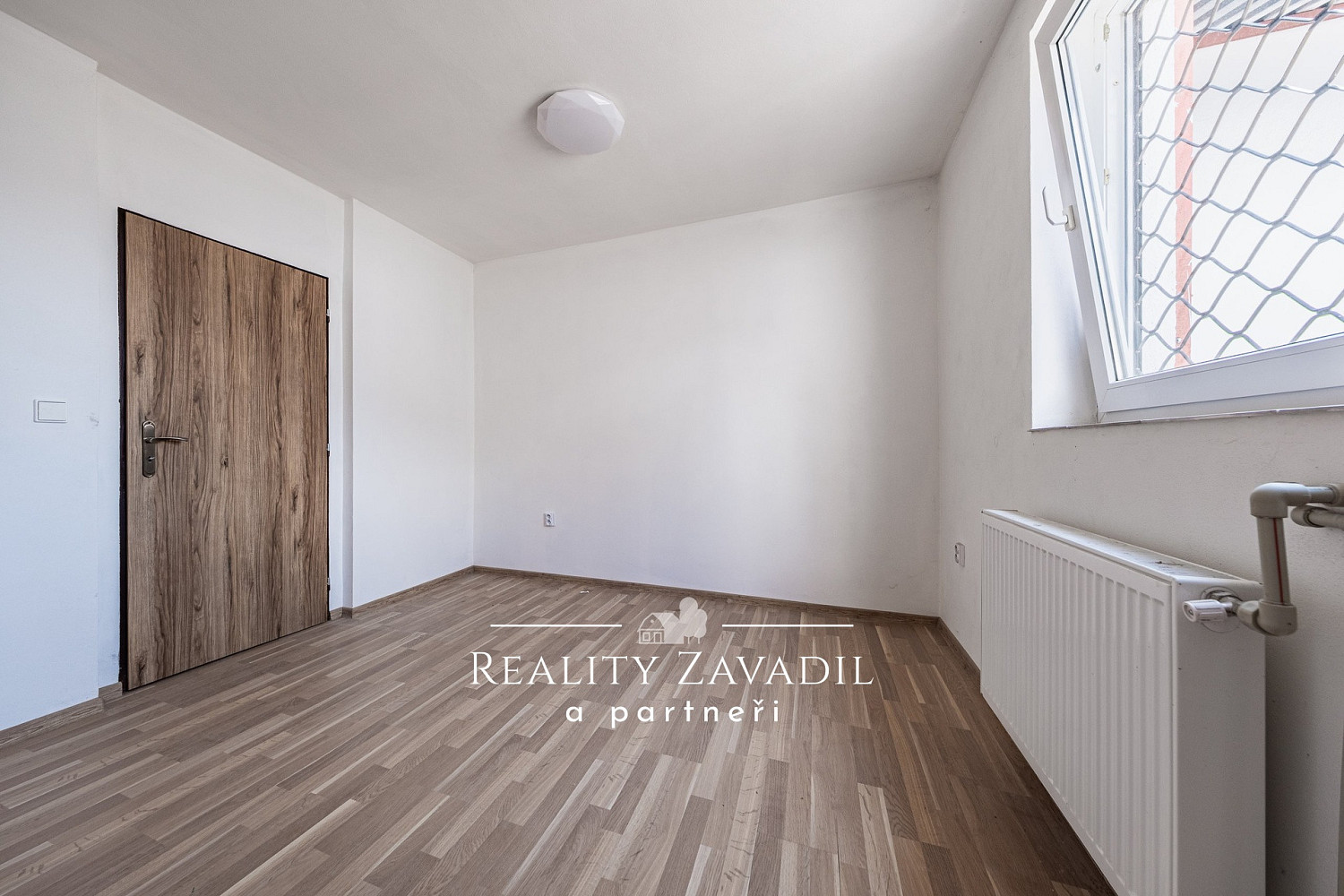Prodej domu 940 m² s pozemkem 5 787 m² — photo 5