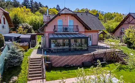 Prodej domu 179 m² s pozemkem 847 m², Višňovka, Postřižín, okres Mělník