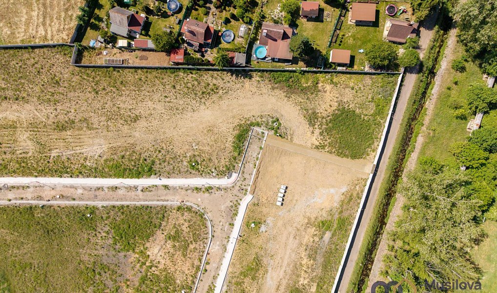 Prodej stavebního pozemku 822 m², Novosedlice – náhled fotky 29
