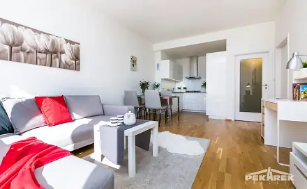 Pronájem bytu 2+kk 55 m², Marie Cibulkové, Praha 4 - Nusle