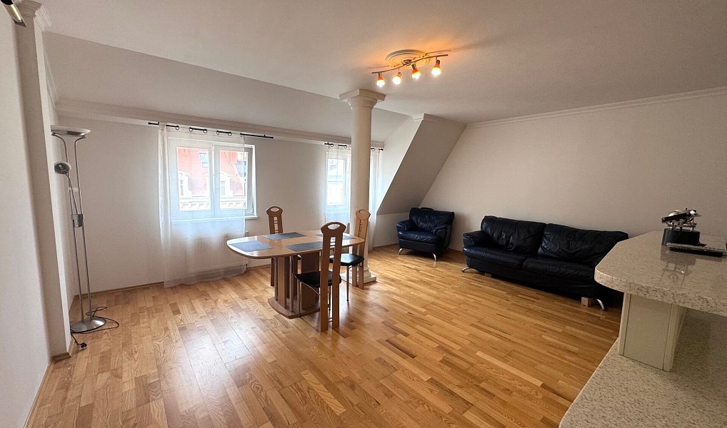 Prodej bytu 4+kk 94 m², Karlovy Vary – náhled fotky 10