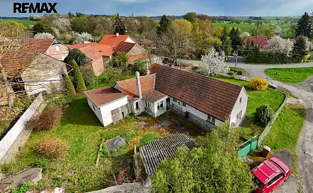 Prodej domu 100 m² s pozemkem 999 m², Bečváry - Červený Hrádek, okres Kolín