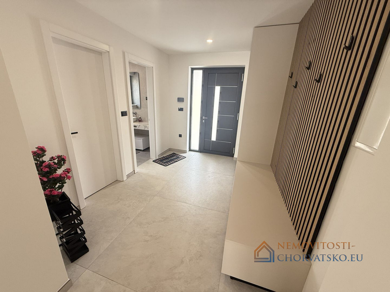 Prodej domu 214 m² s pozemkem 214 m² - Aanzicht 6