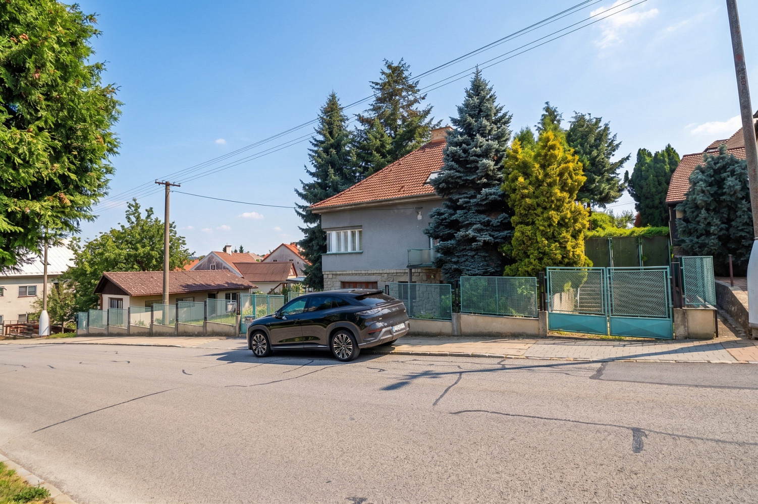 Prodej domu 270 m² s pozemkem 1 004 m² – fotografie 2
