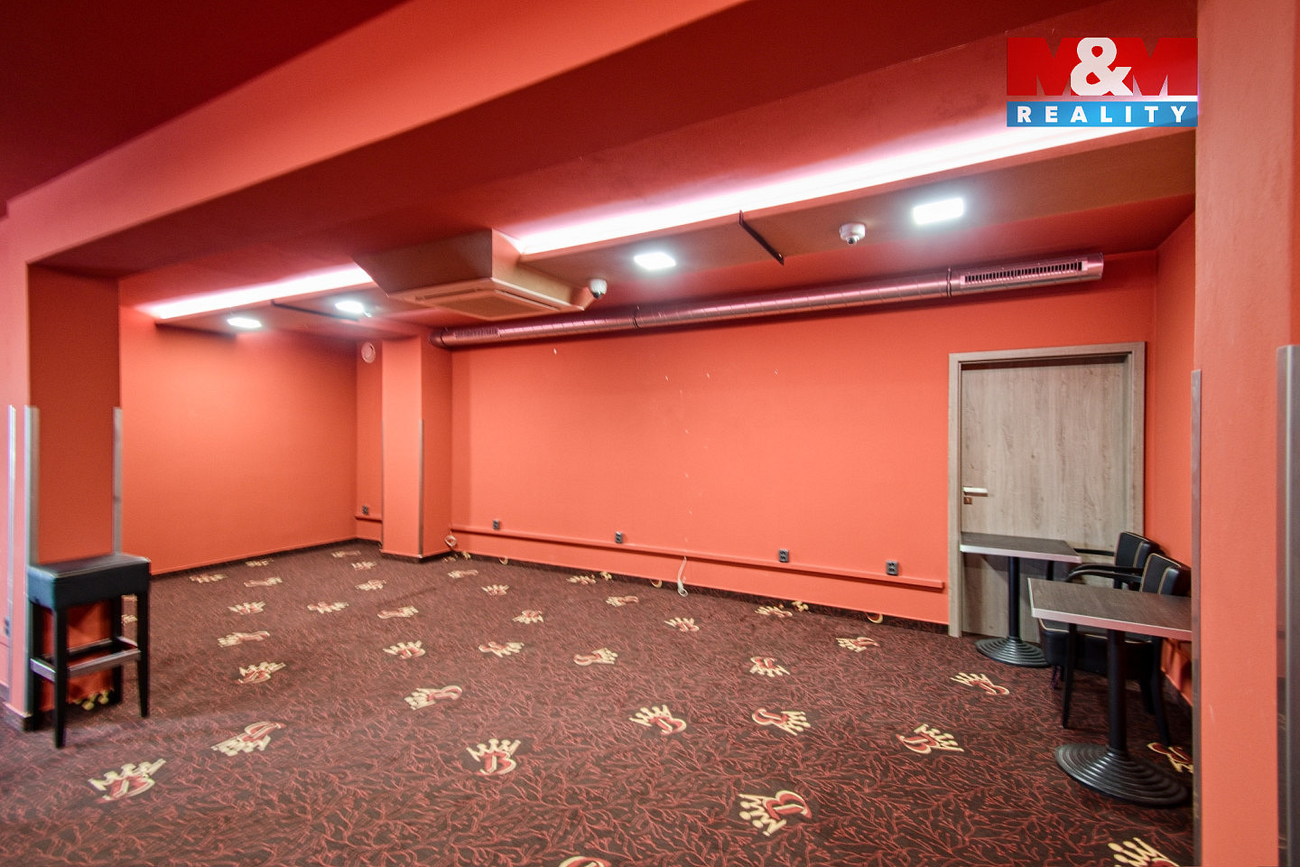 Pronájem obchodních prostor 180 m² – fotografie 4