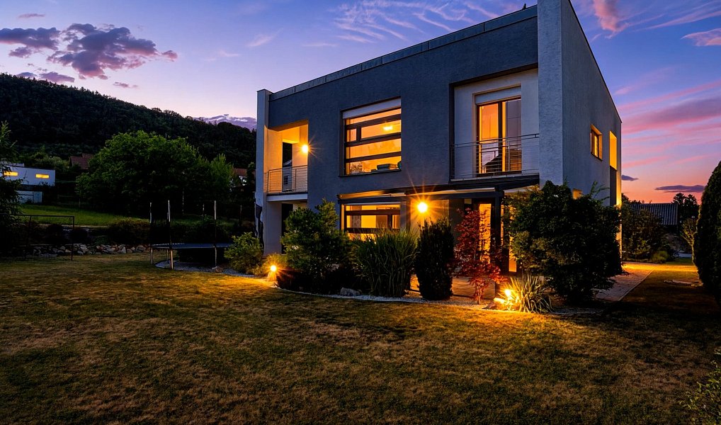 Prodej domu 246 m² s pozemkem 1 270 m², Beroun – náhled fotky 10
