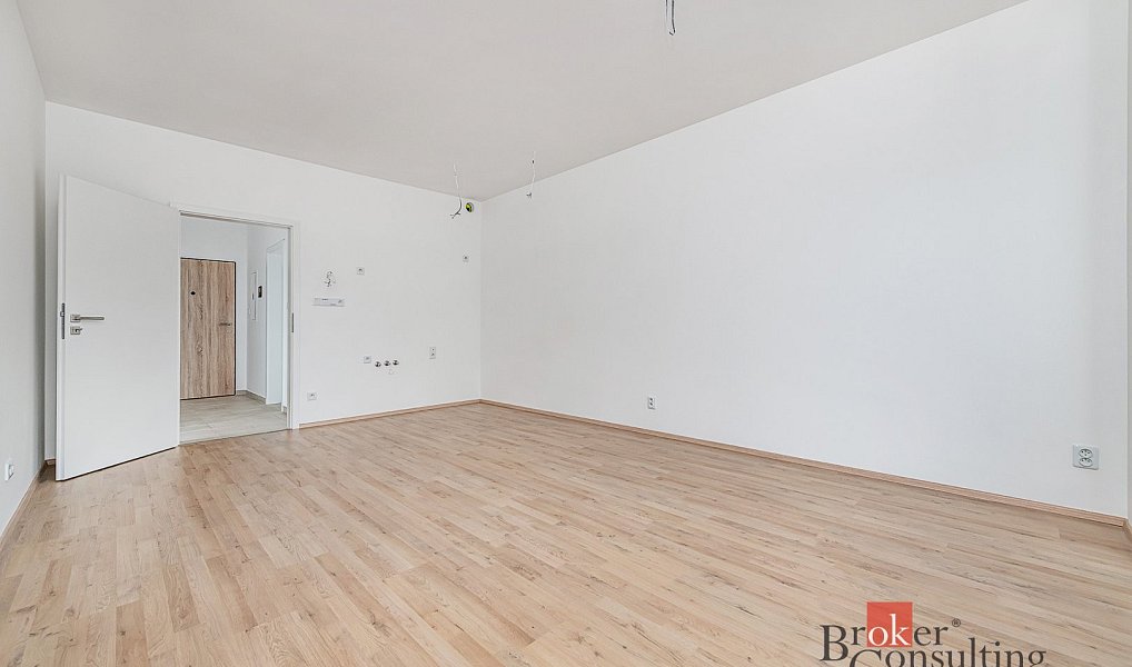 Prodej bytu 1+kk 36 m², Plzeň – náhled fotky 2