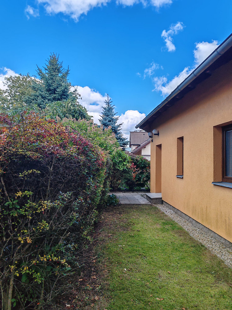Prodej domu 155 m² s pozemkem 858 m² – fotografie 2