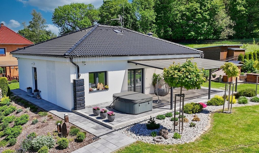 Prodej domu 107 m² s pozemkem 1 774 m², Stružná – náhled fotky 4