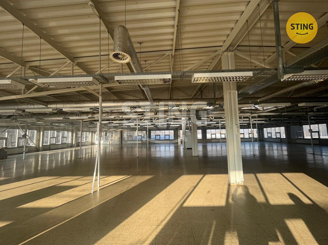 Pronájem skladovacích prostor 500 m² – fotografie 2