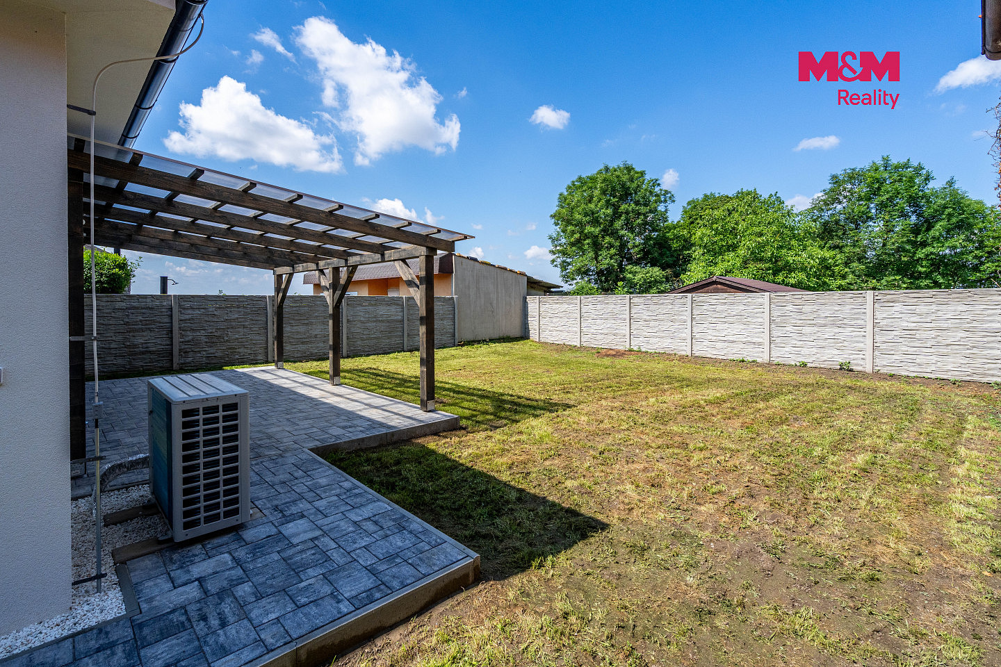 Prodej domu 113 m² s pozemkem 448 m² — photo 2