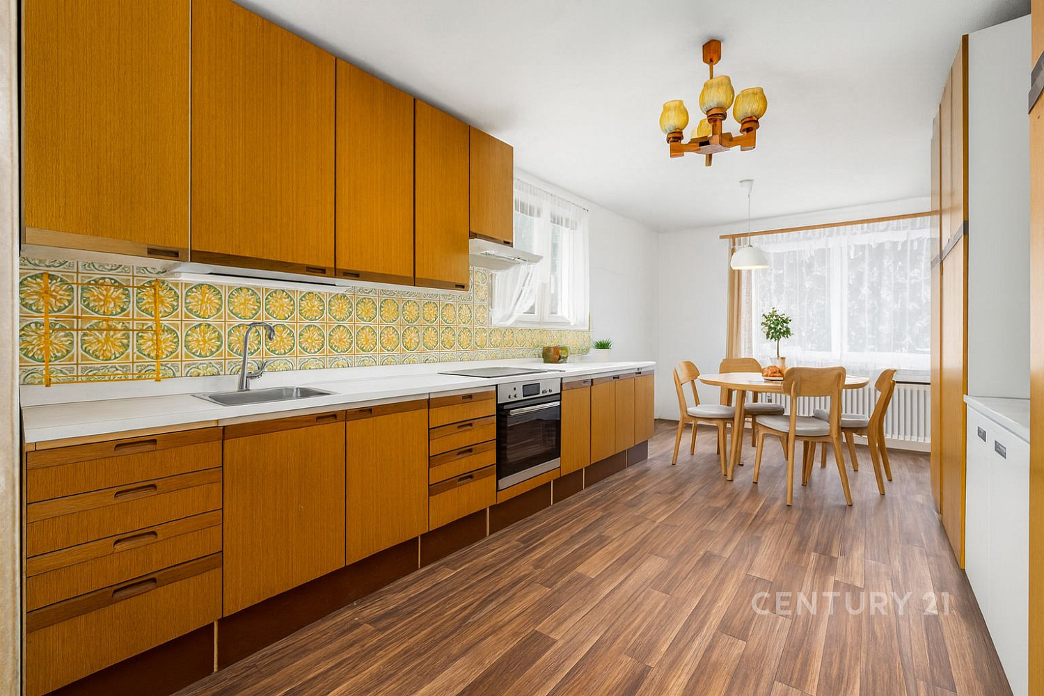 Prodej domu 125 m² s pozemkem 1 234 m² — photo 2