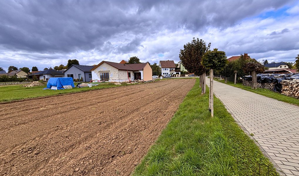 Prodej stavebního pozemku 1 542 m², Věrovany – náhled fotky 5