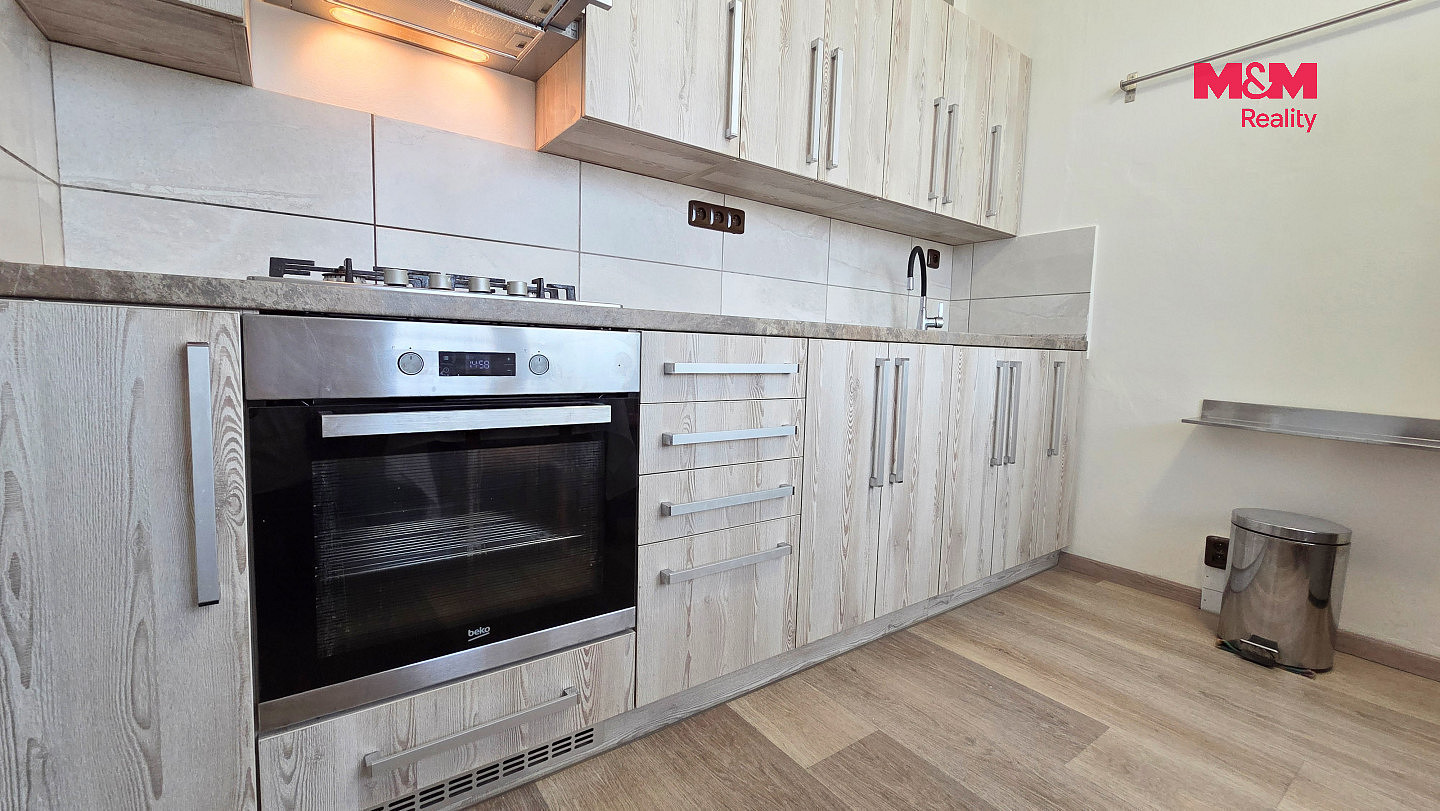 Pronájem bytu 2+1 62 m² – fotografie 2