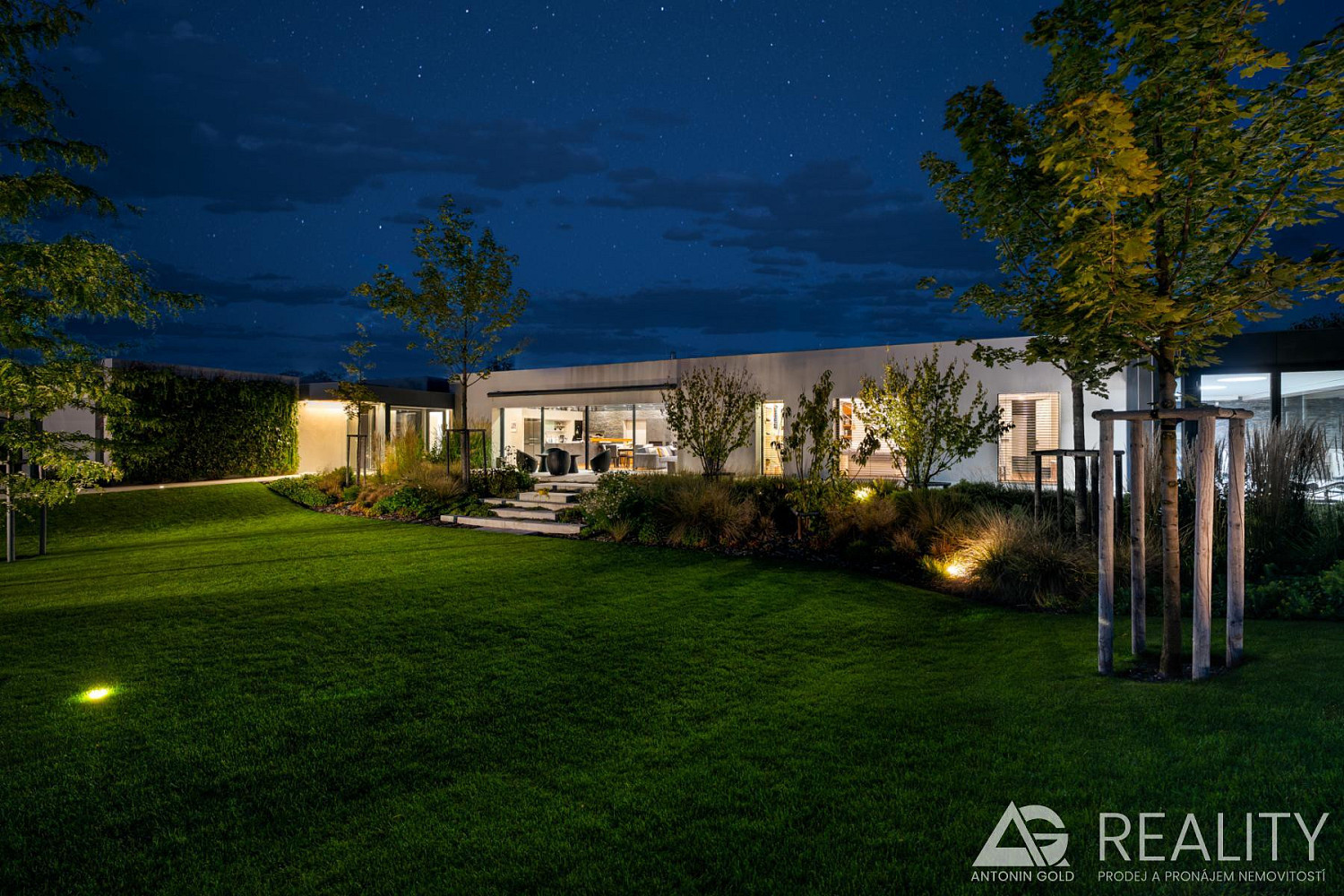 Prodej domu 407 m² s pozemkem 1 794 m² – fotografie 2