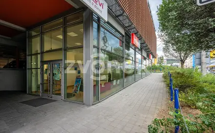 Pronájem obchodních prostor 107 m², Dlouhá, Zlín