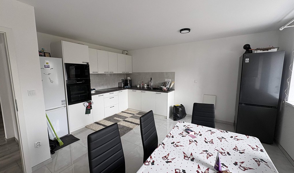 Prodej domu 300 m² s pozemkem 632 m², Nová Paka – náhled fotky 20