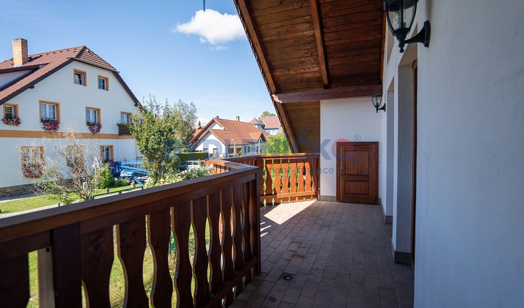 Prodej domu 248 m² s pozemkem 701 m², Volary – náhled fotky 12