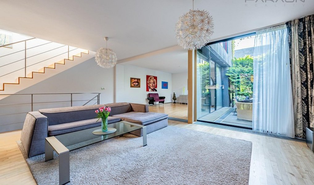 Prodej domu 268 m² s pozemkem 298 m², Praha – náhled fotky 8