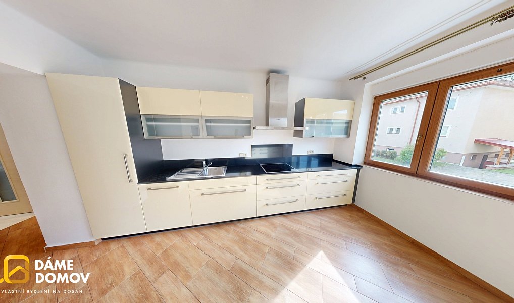 Pronájem bytu 3+1 77 m², Hulín – náhled fotky 3